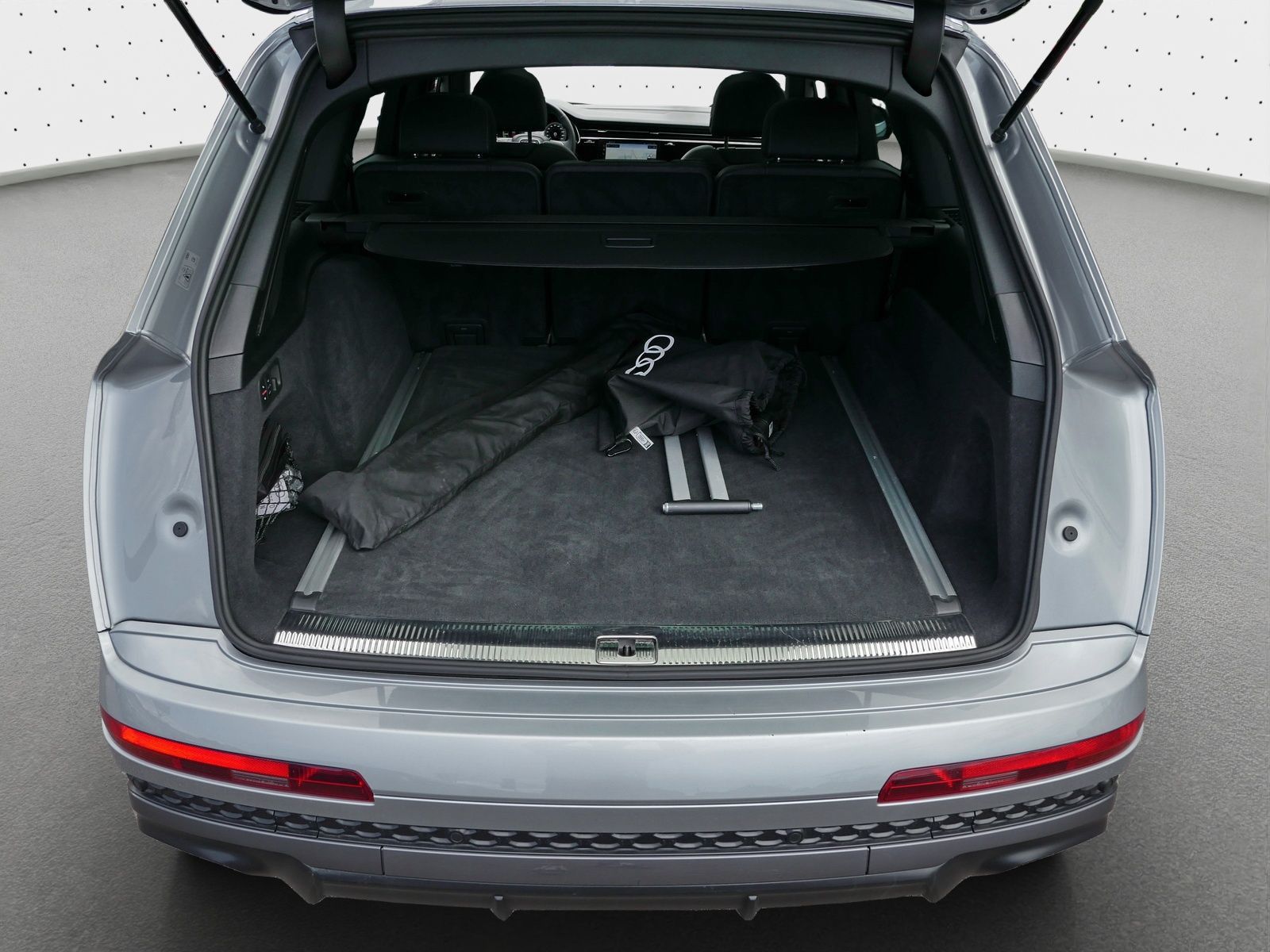 Audi Q7 SUV 55 TFSIe qu. S line Air*B&O*HuD*Pano*AHK