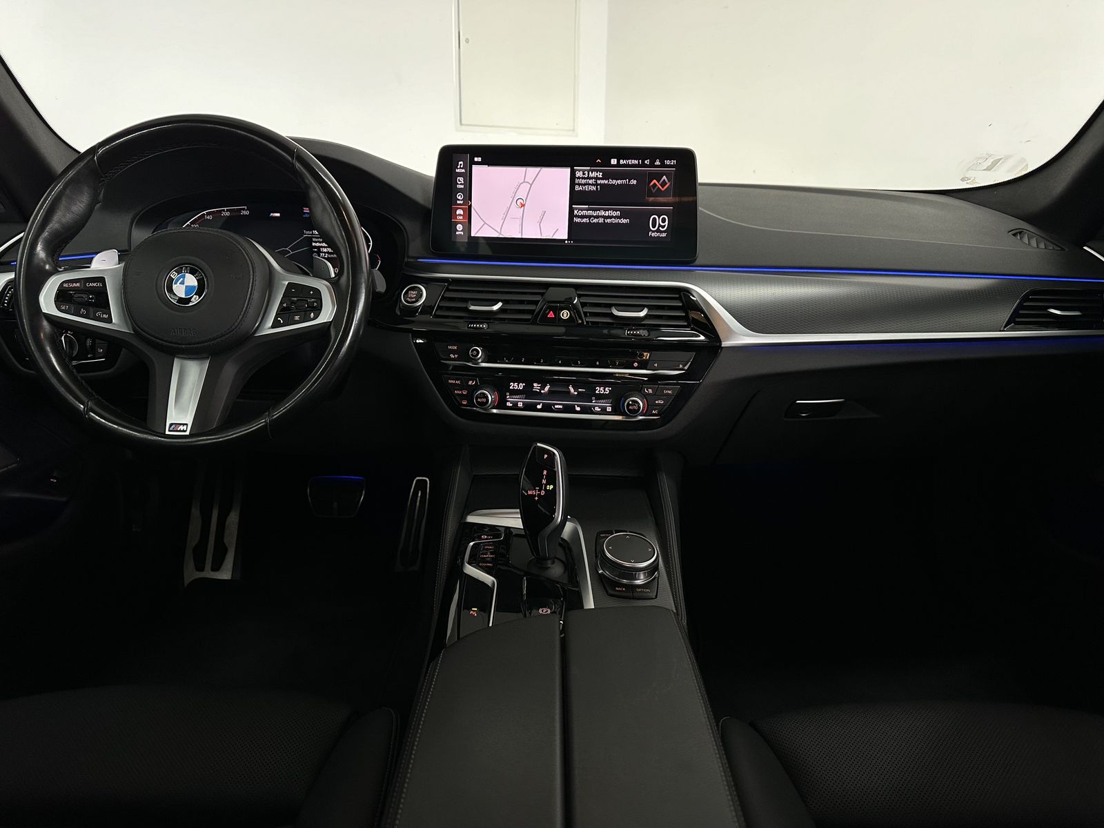 BMW 520 d xDrive M Sport |H-UP |H&K |BUSINESS|LED