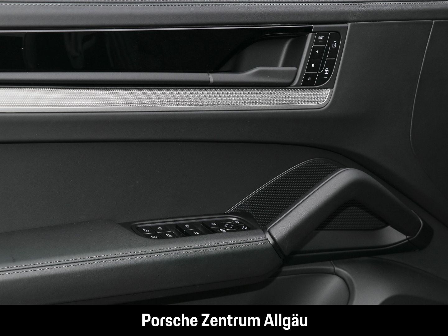 Porsche Cayenne E-Hybrid BOSE Sportabgas Luftfederung
