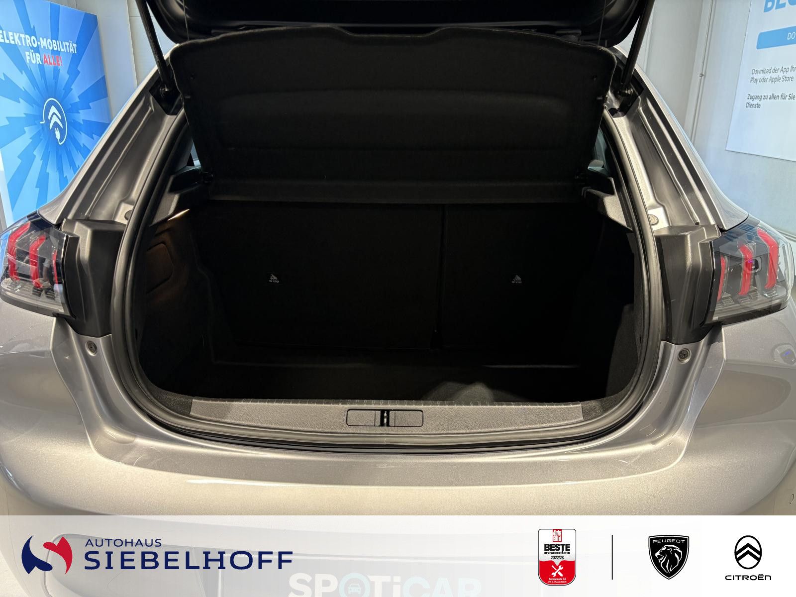 Peugeot e-208 GT - Samsaru's Car Outlet