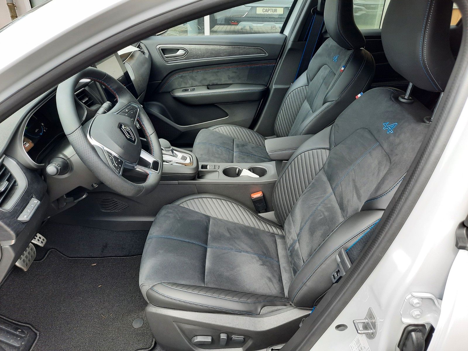 Renault Arkana Esprit Alpine Full Hybrid - Samsaru's Car Outlet