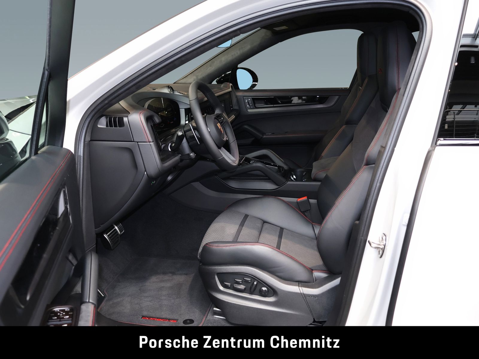 Porsche Cayenne GTS Coupé 4+1 Sitze;Sport-Design Pkt.;In