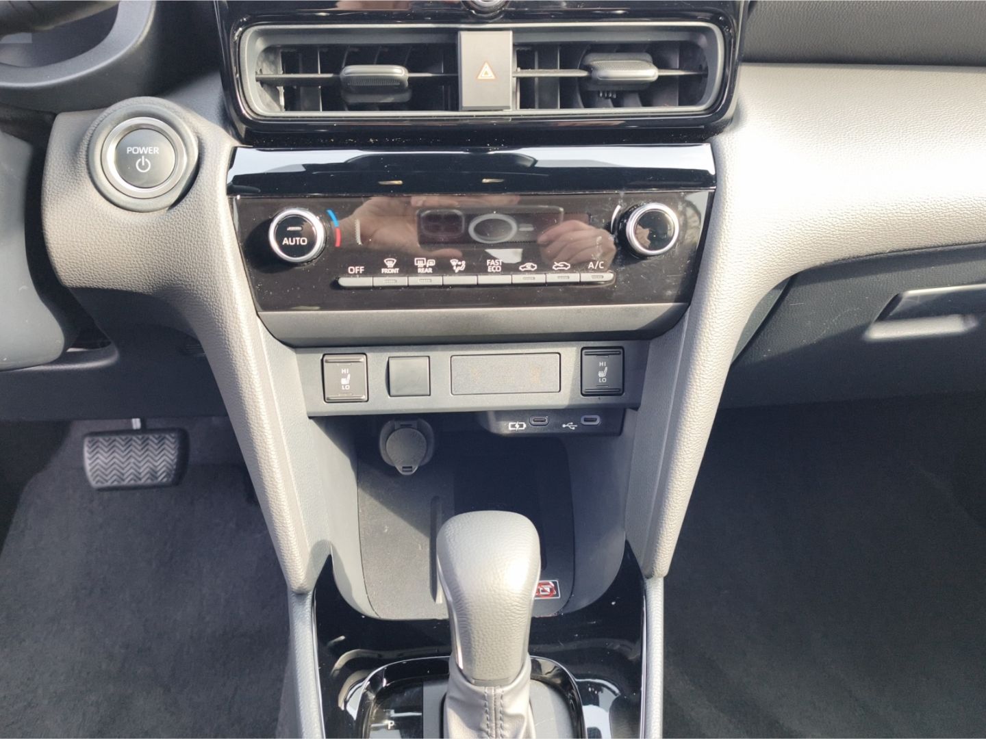 Toyota Yaris Cross Teamplayer+WINTER-P+GJ-RÄDER !!