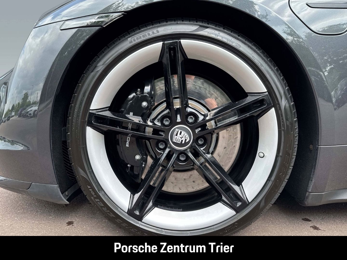 Porsche Taycan Turbo BOSE Panoramadach InnoDrive LED