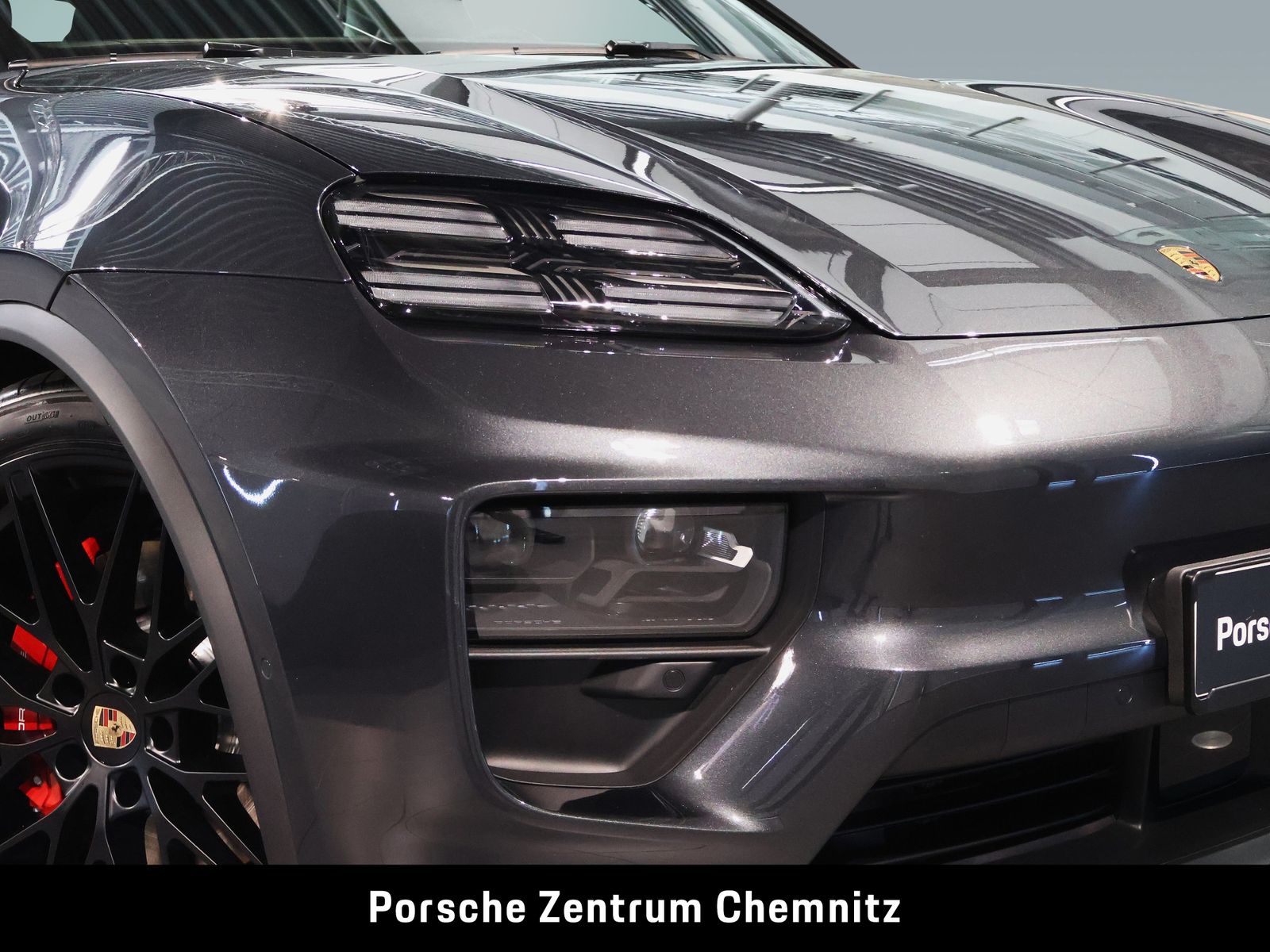 Porsche Macan 4S Electric Luft;AHZV;Pano;BOSE;Matrix-LED