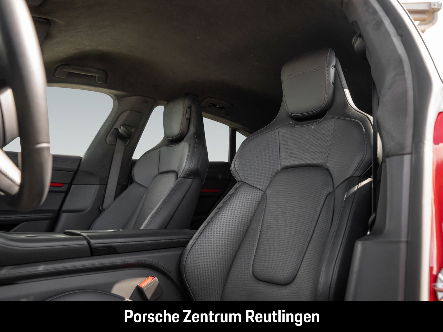 Porsche Taycan Turbo S Sport Turismo BOSE Luftfederung
