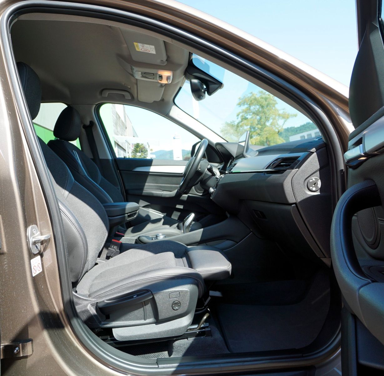 BMW X1 xDrive 18 d Advantage - Samsaru's Car Outlet