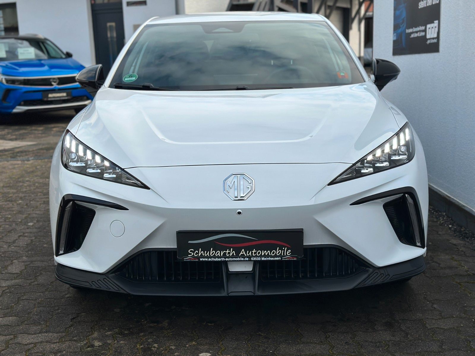 MG4 Luxury Elektro LED Navi Cam Shzg Lkr.Hzg ACC