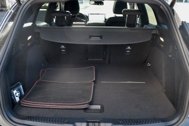 Ford Focus Turn ST-Line X Glasdach Kamera e.Heckklapp
