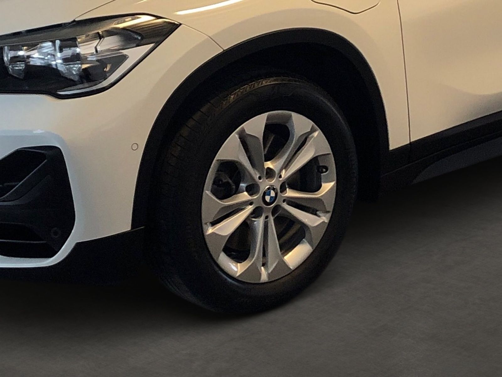 BMW X1 xDrive25e Advantage - Samsaru's Car Outlet