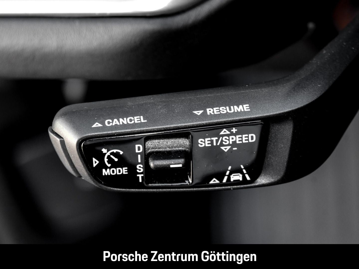 Porsche Cayenne Coupe BOSE Luftfederung Panoramadach LED