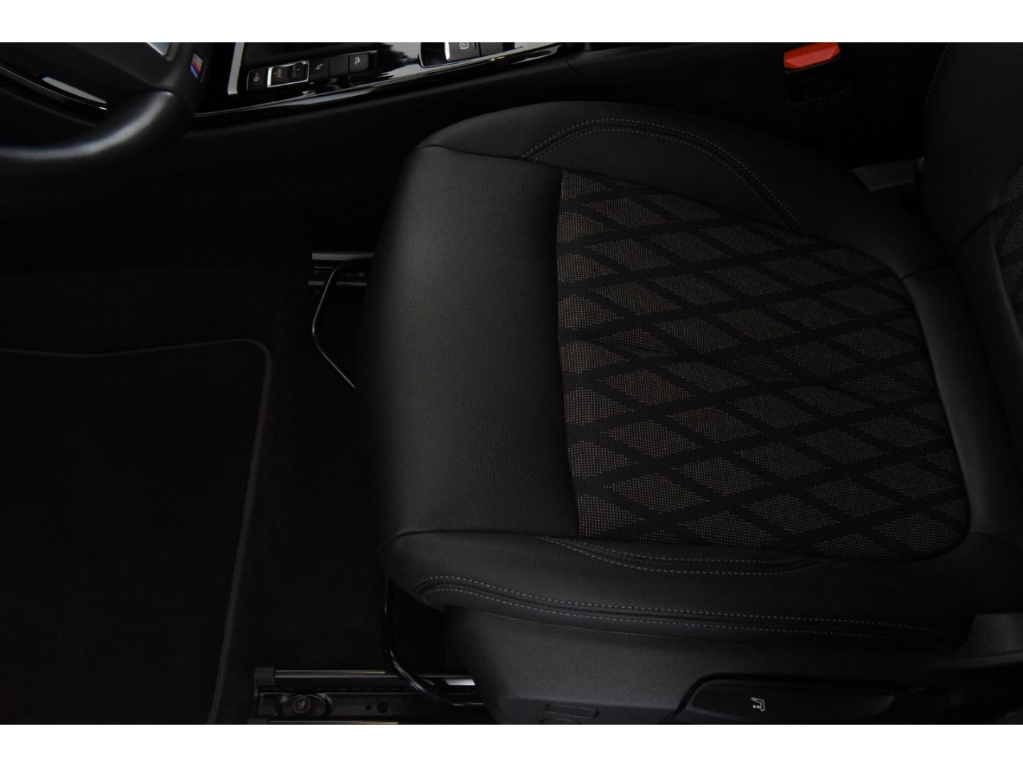 BMW X1 xDrive 20i xLine - Samsaru's Car Outlet