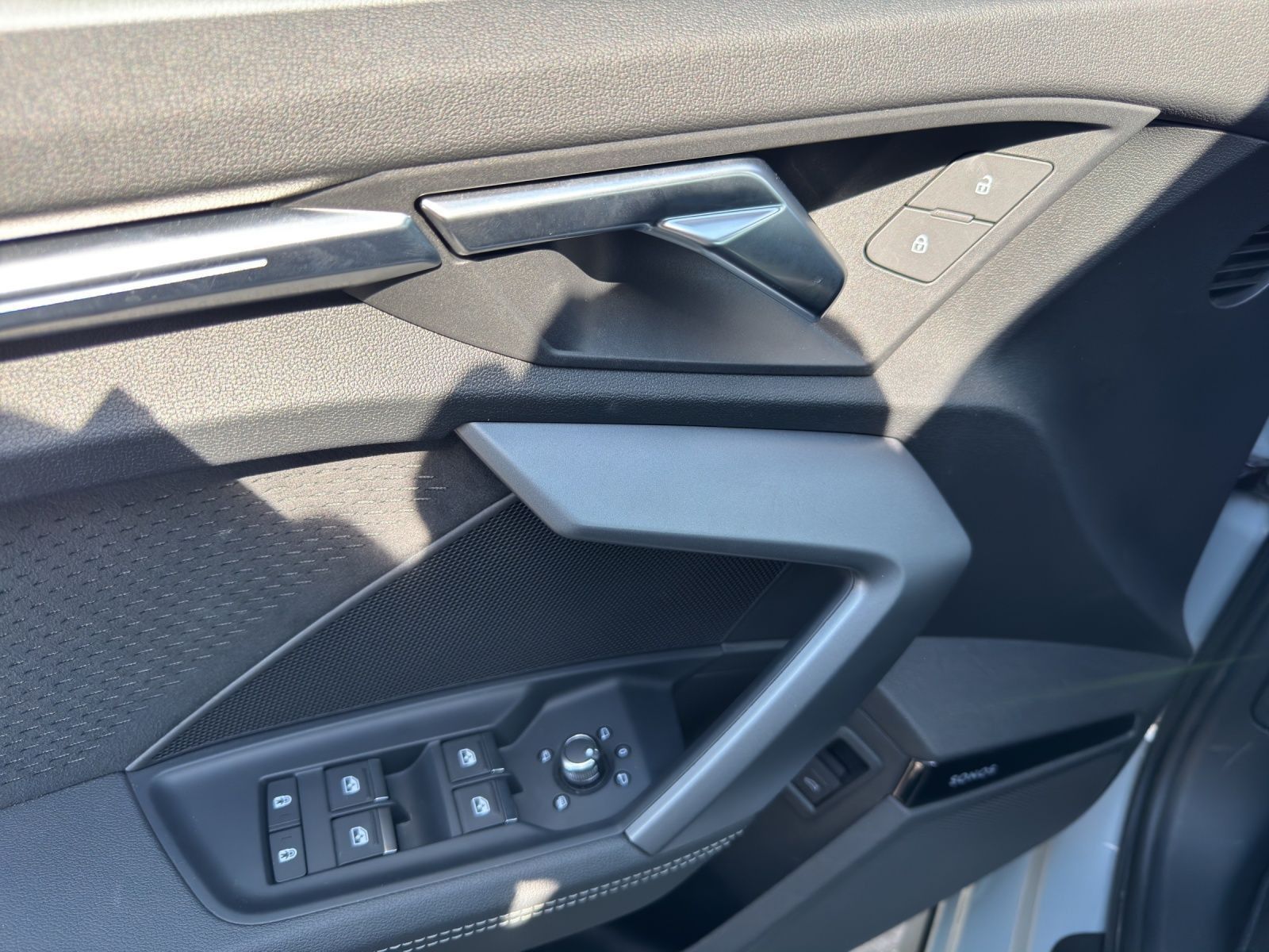 Audi A3 allstreet 35 TDI S LINE LEDER LM19 HuD SONOS