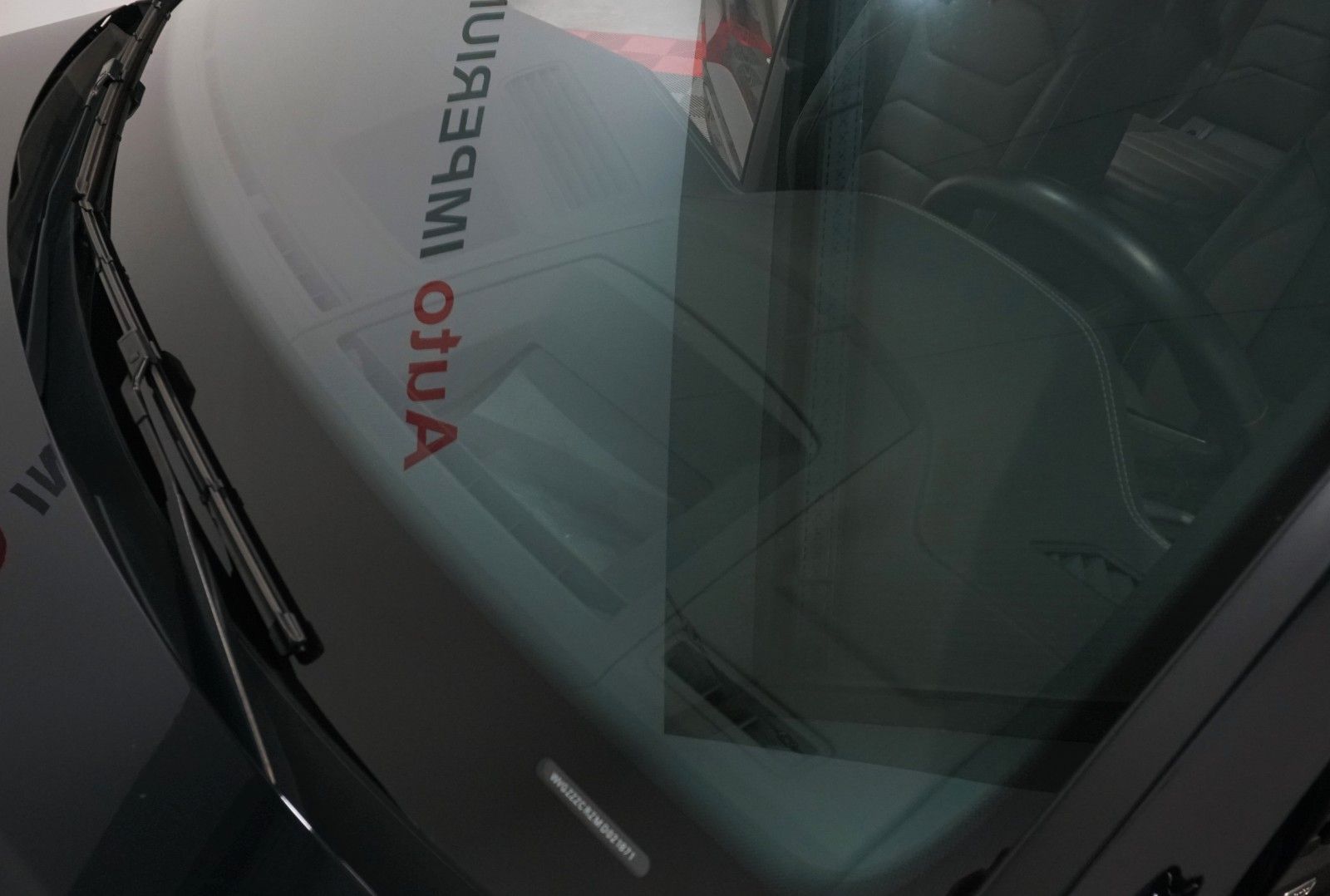 Volkswagen Touareg R-Line 4Motion 3.0 TDI - Samsaru's Car Outlet