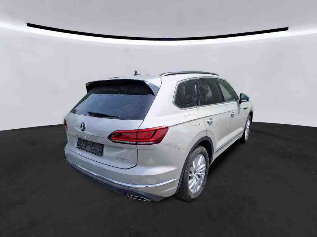 Volkswagen Touareg 3.0 TSI eHybrid 4Motion Atmosphere - Samsaru's Car Outlet