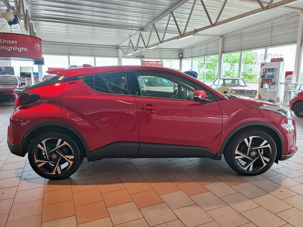 Toyota C-HR 2.0 Hybrid - Samsaru's Car Outlet