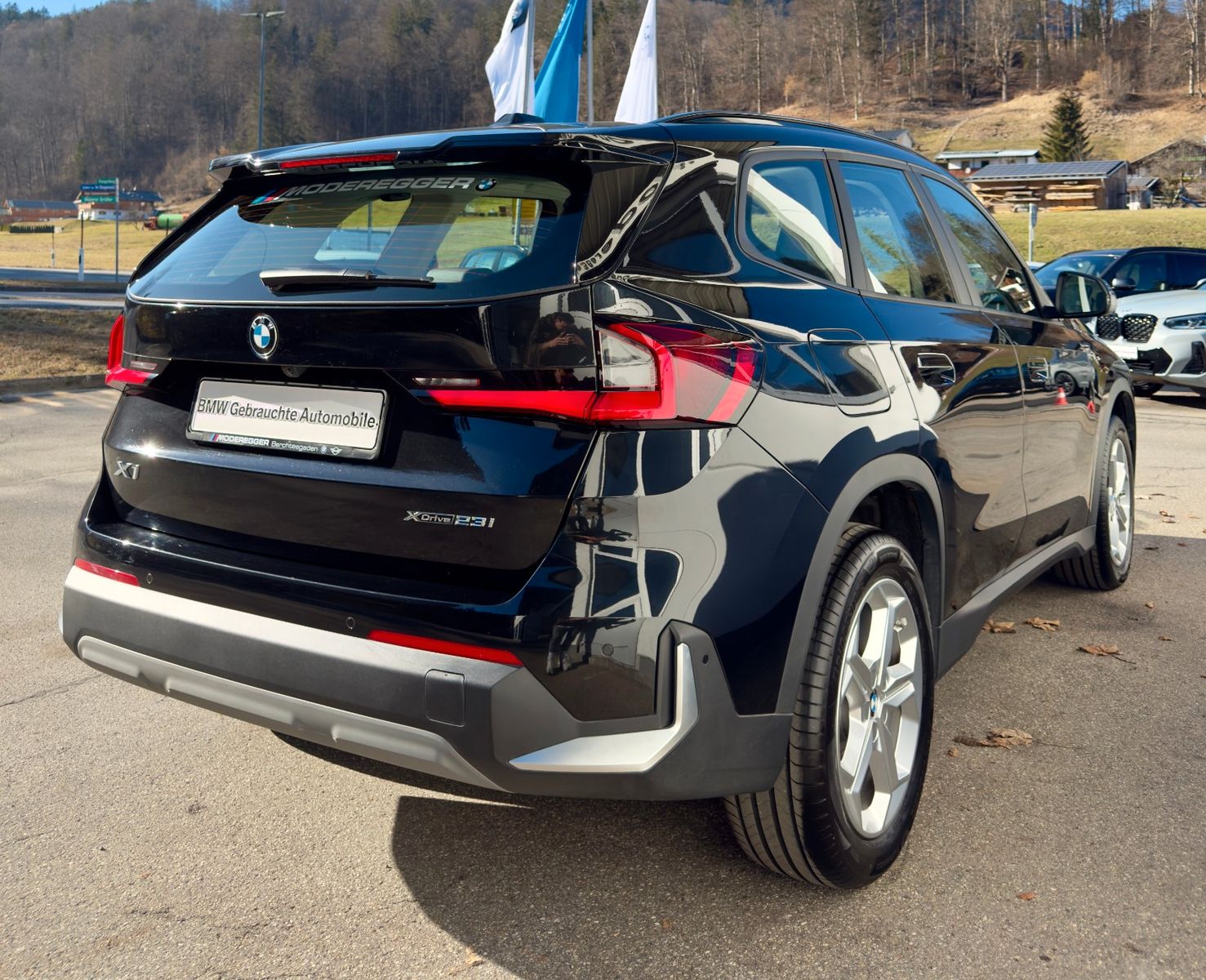 BMW X1 xDrive23i - Samsaru's Car Outlet