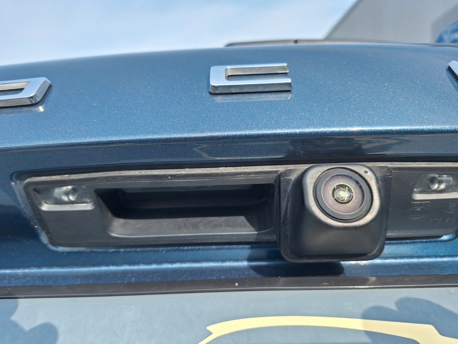 Ford Focus Turnier ST-Line X AHK NAVI LED PDC RFK LMF