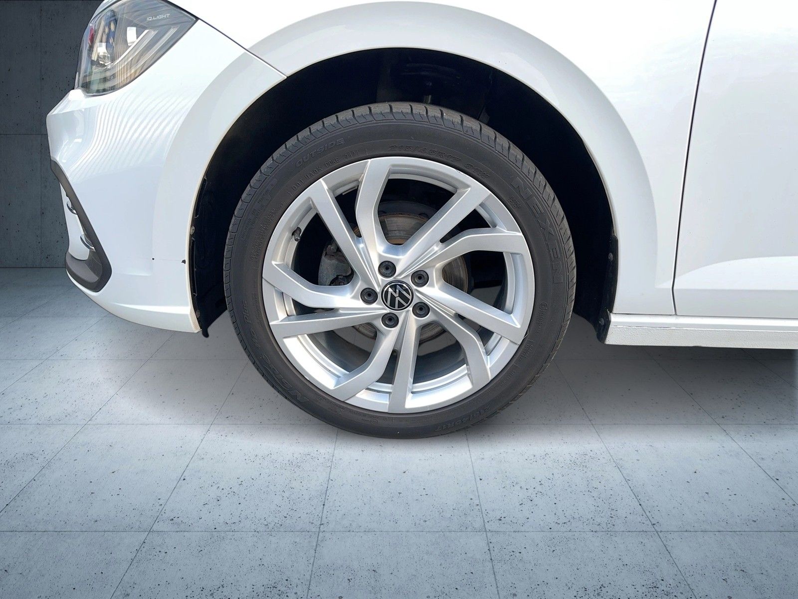 Volkswagen Polo Style 1.0 TSI DSG - Samsaru's Car Outlet