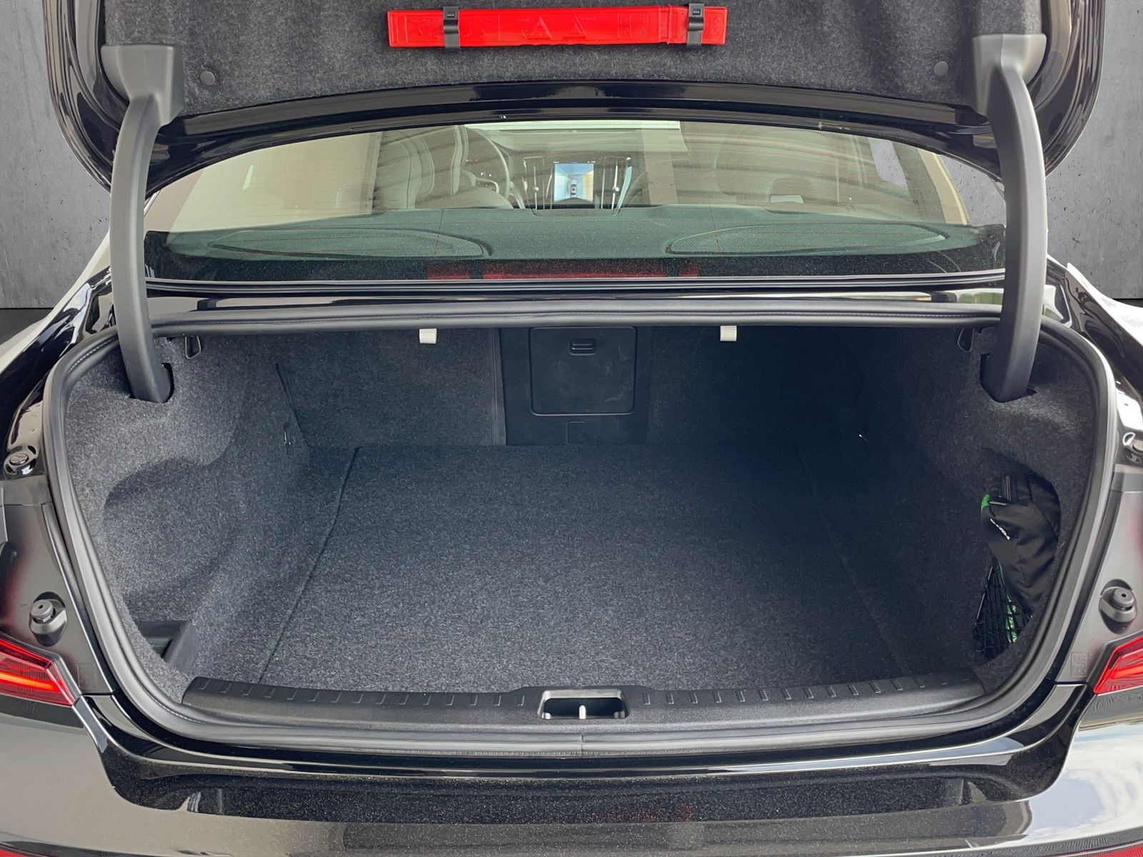 Volvo S60 ULTIMATE DARK*AWD*360° KAMERA*LED*HARMAN*