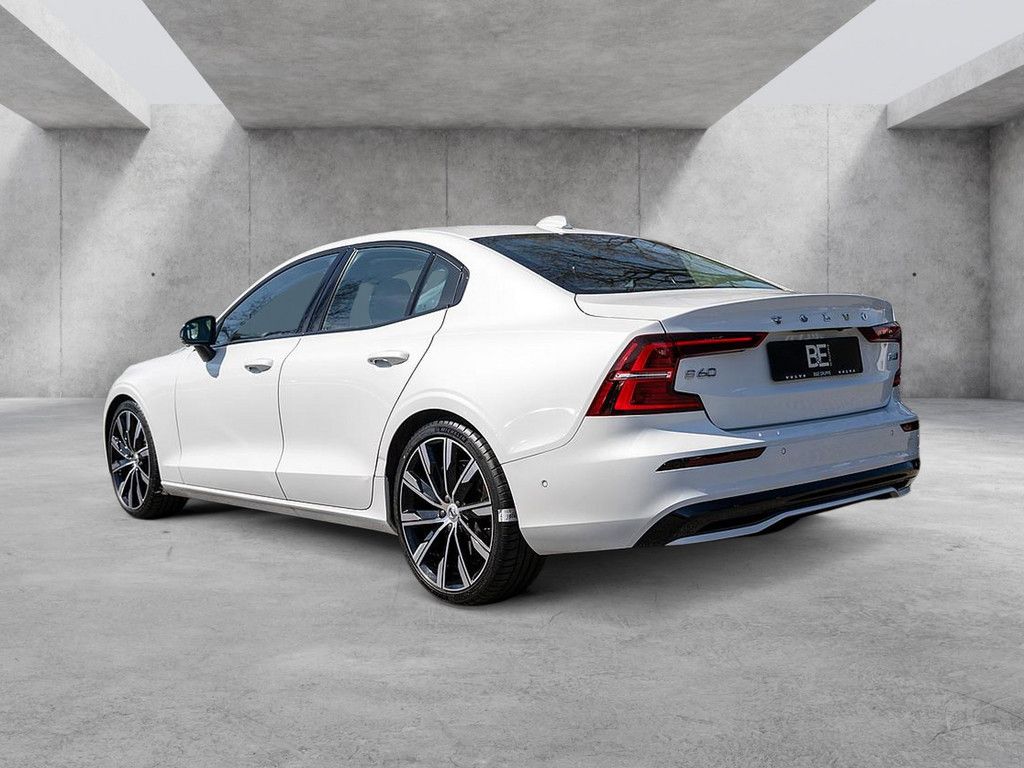 Volvo S60 B5 Ultimate Dark AWD HUD 360-GRAD-KAMERA