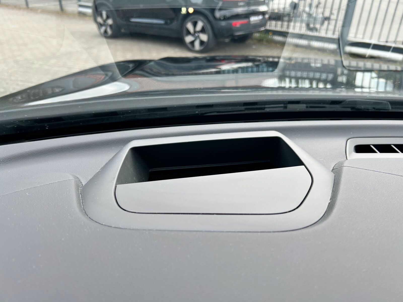 Volvo XC60 T8 AWD Inscription AHK|HEAD-UP|B&W|PANO|