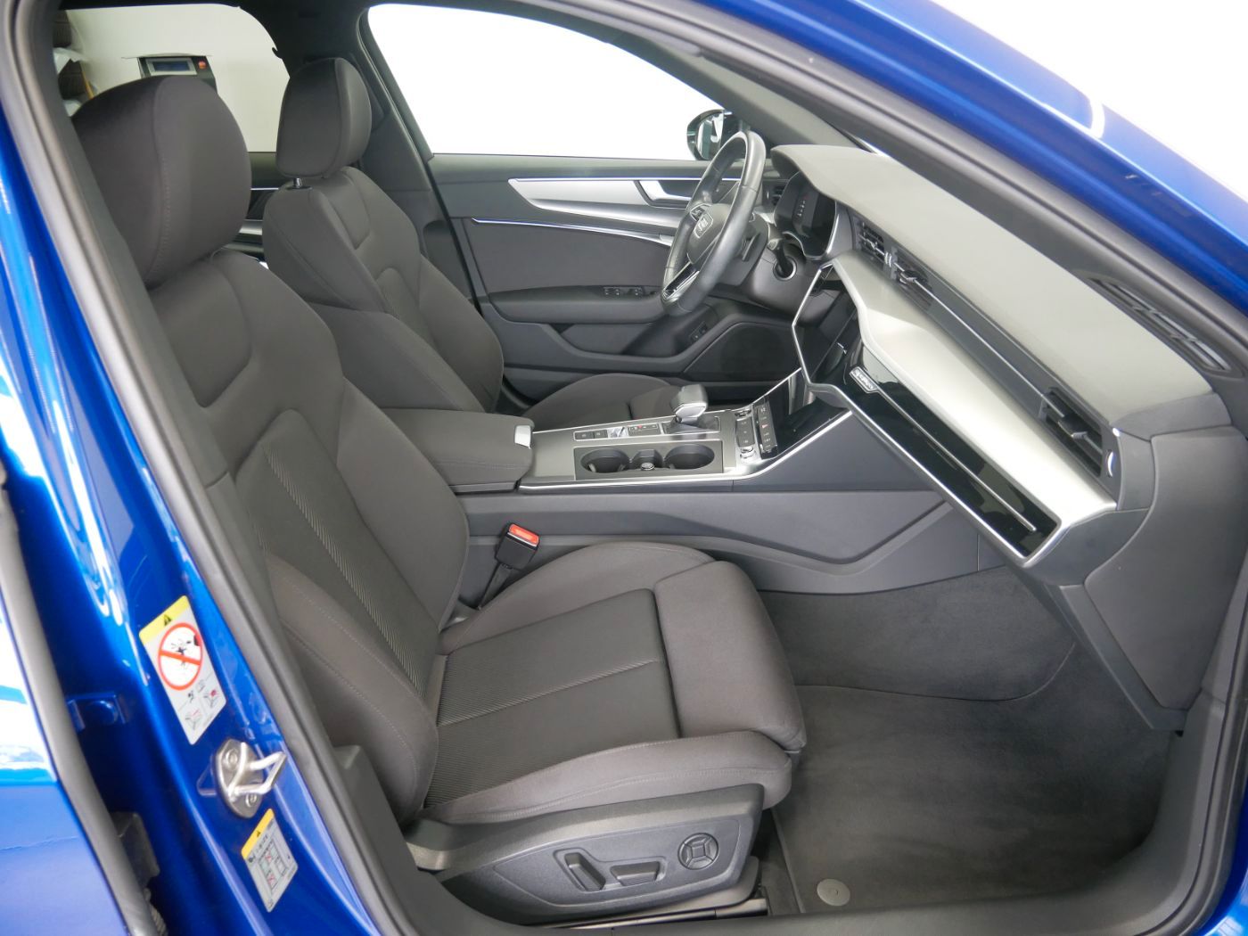 Audi A6 Avant 45 TFSI quattro S line LED AHK PANO