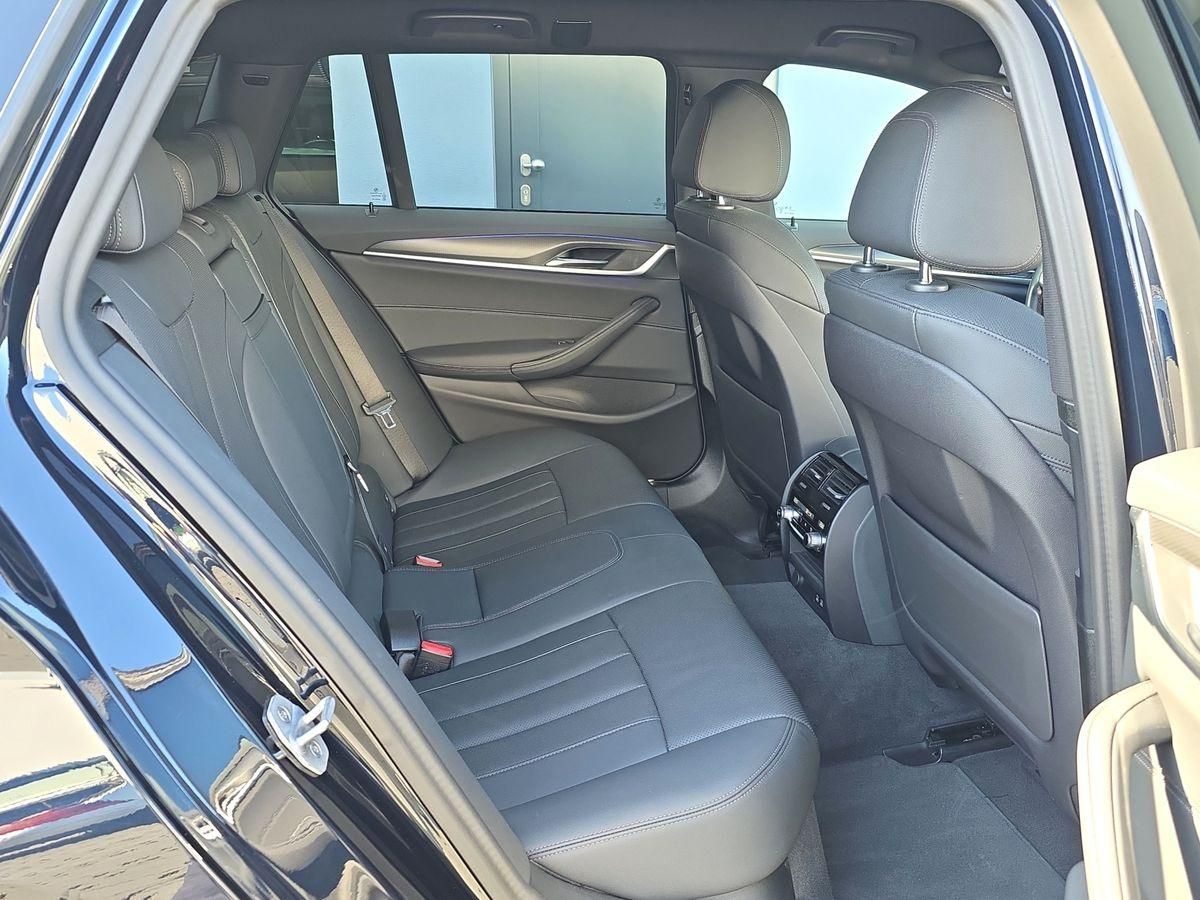 BMW 530 d M-Sport LASER H-UP LEDER AHK 4Z-KLIMA ACC