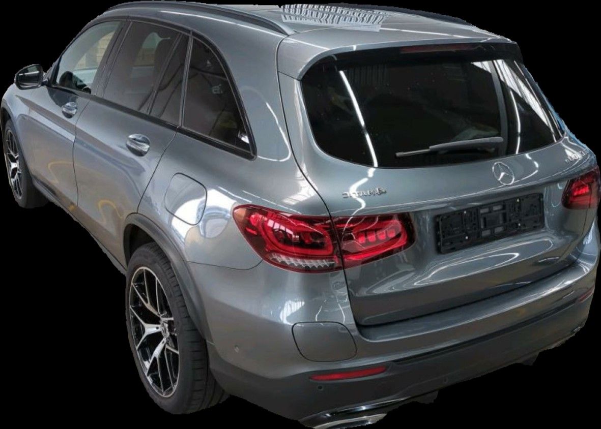 Mercedes-Benz GLC 300e 4M AMG - Samsaru's Car Outlet