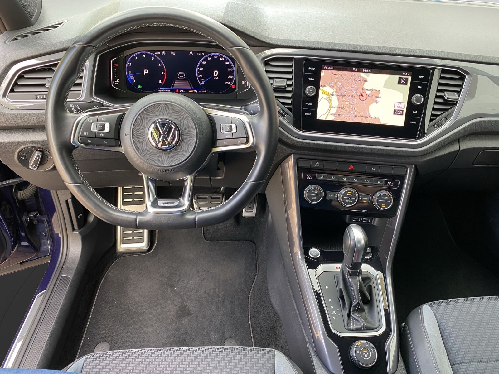 Volkswagen T-Roc 2.0 TSI 4Motion R-Line - Samsaru's Car Outlet