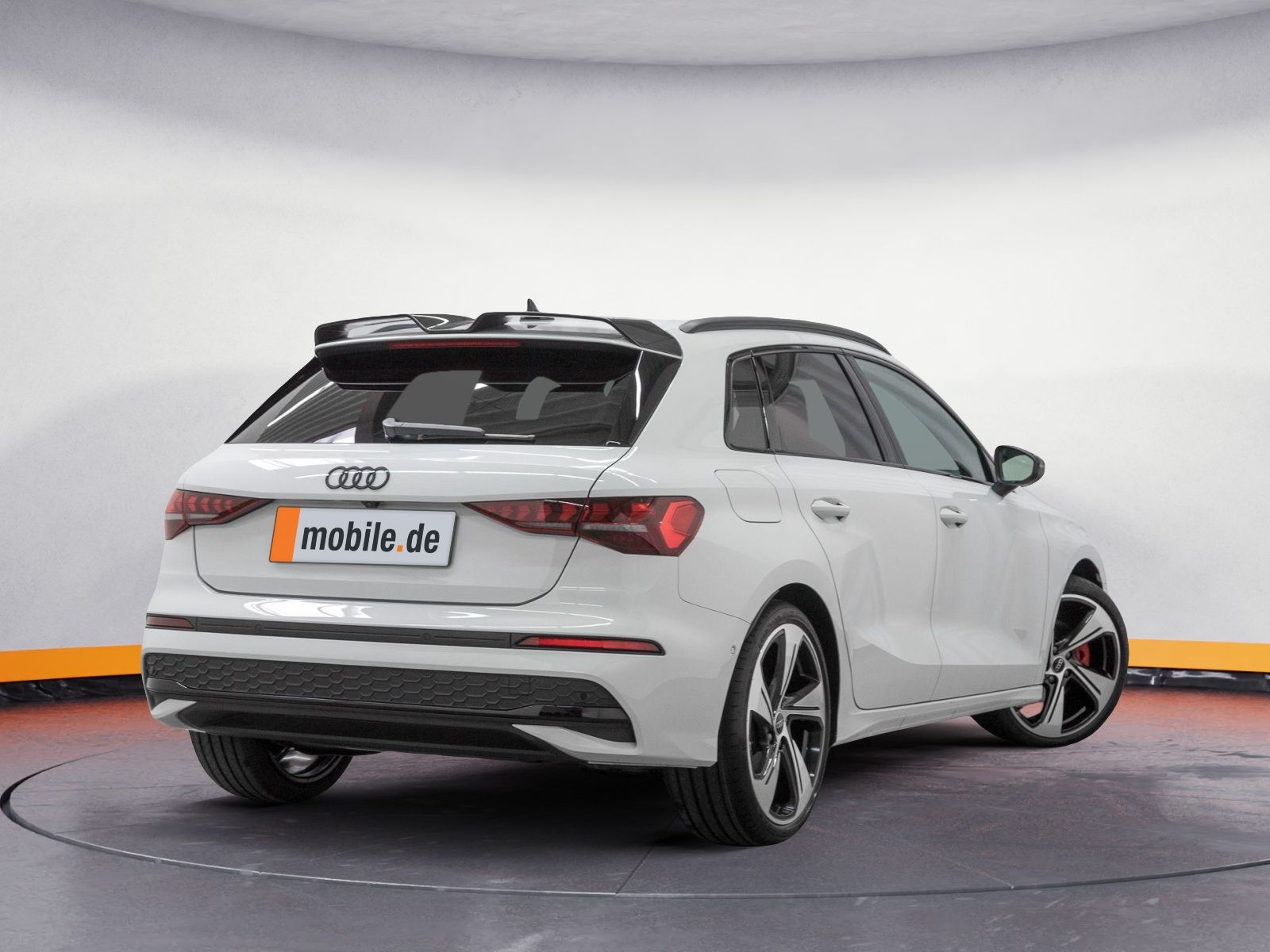 Audi A3 Sportback 35 TDI ADVANCED - Samsaru's Car Outlet
