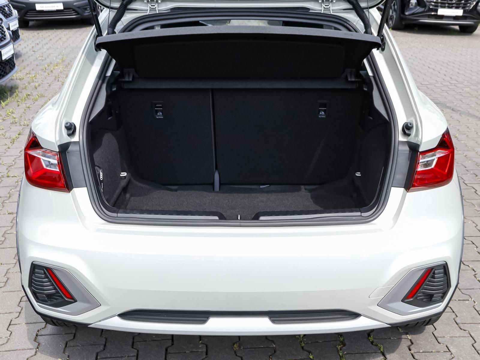 Audi A1 allstreet 30 TFSI S tronic - Samsaru's Car Outlet