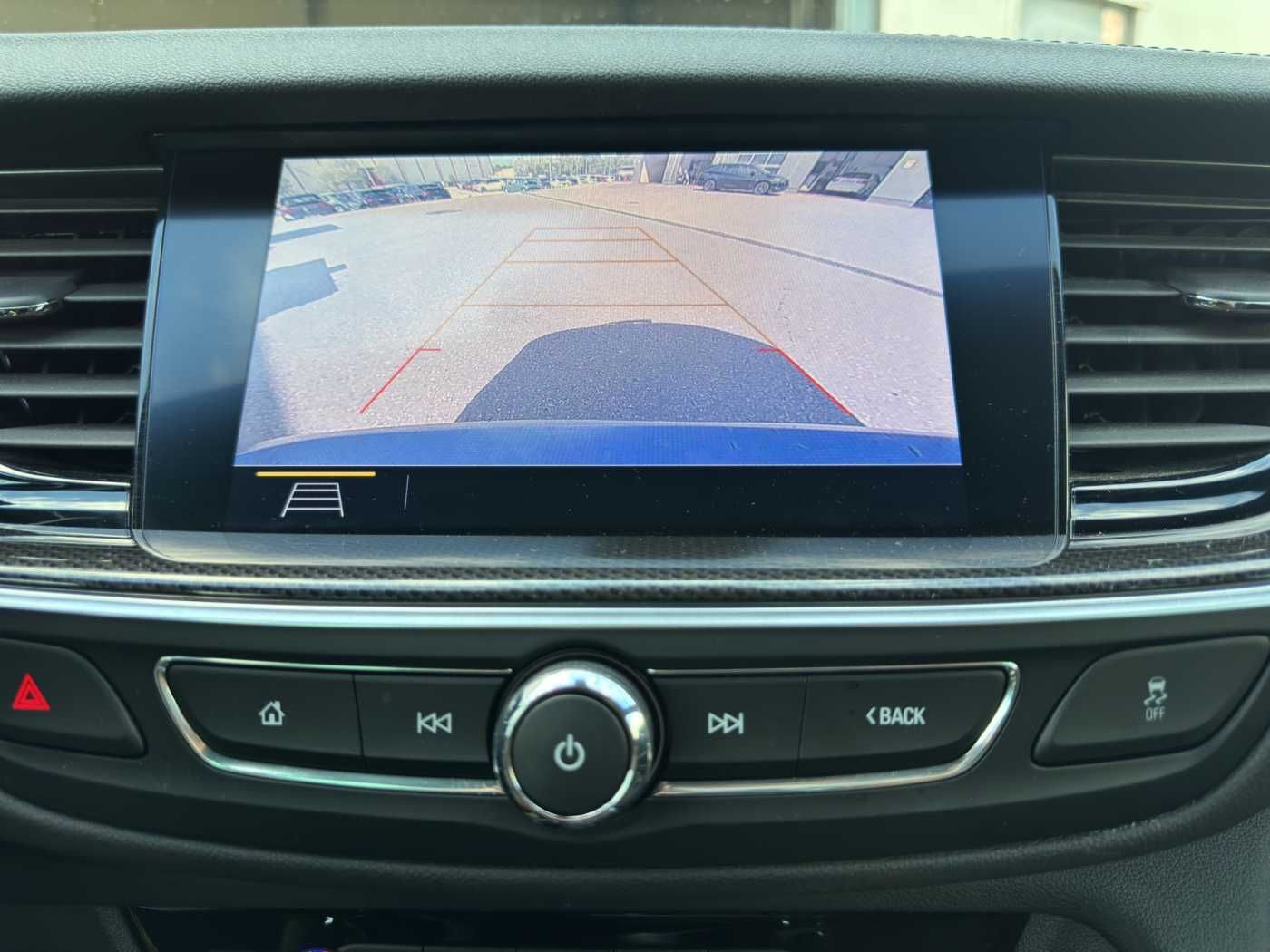 Opel Insignia ST 2.0 Elegance - Samsaru's Car Outlet