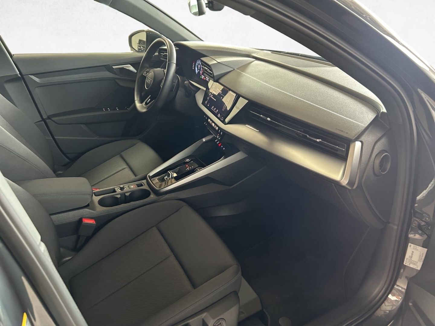 Audi A3 35 TFSI S-tronic advanced /CarPlay/LED/Sitzhz