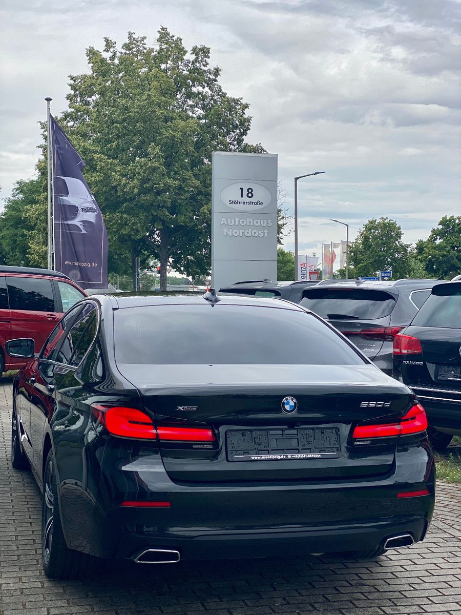BMW 520 d xDrive Navi AHK 18 Zoll Standheizung