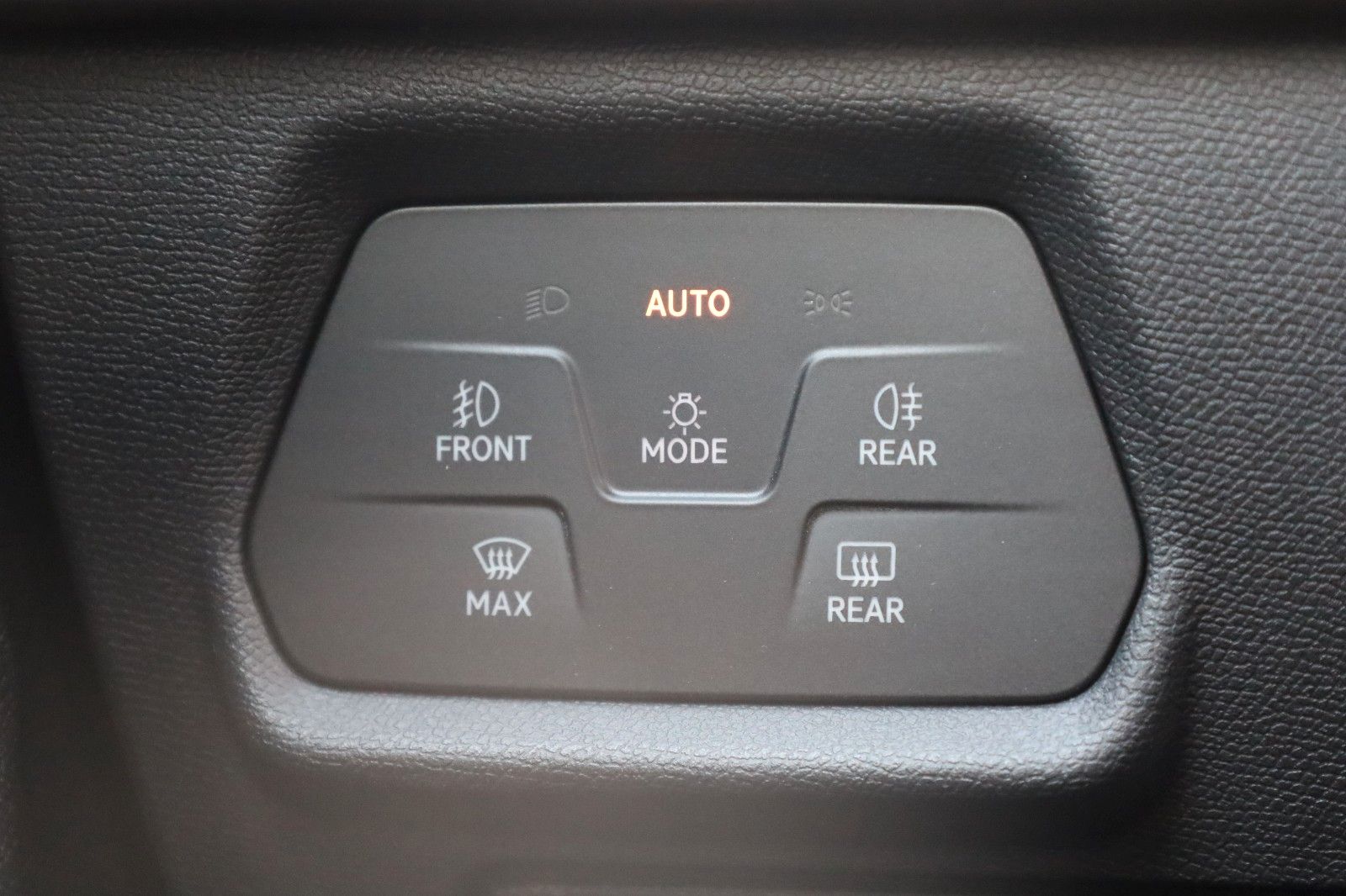 Cupra Formentor 1.5 eTSI - Samsaru's Car Outlet