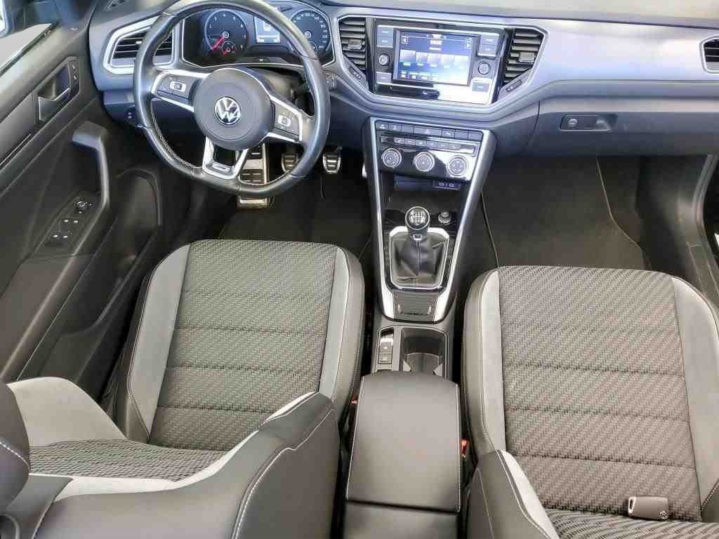 Volkswagen T-Roc R-Line - Samsaru's Car Outlet