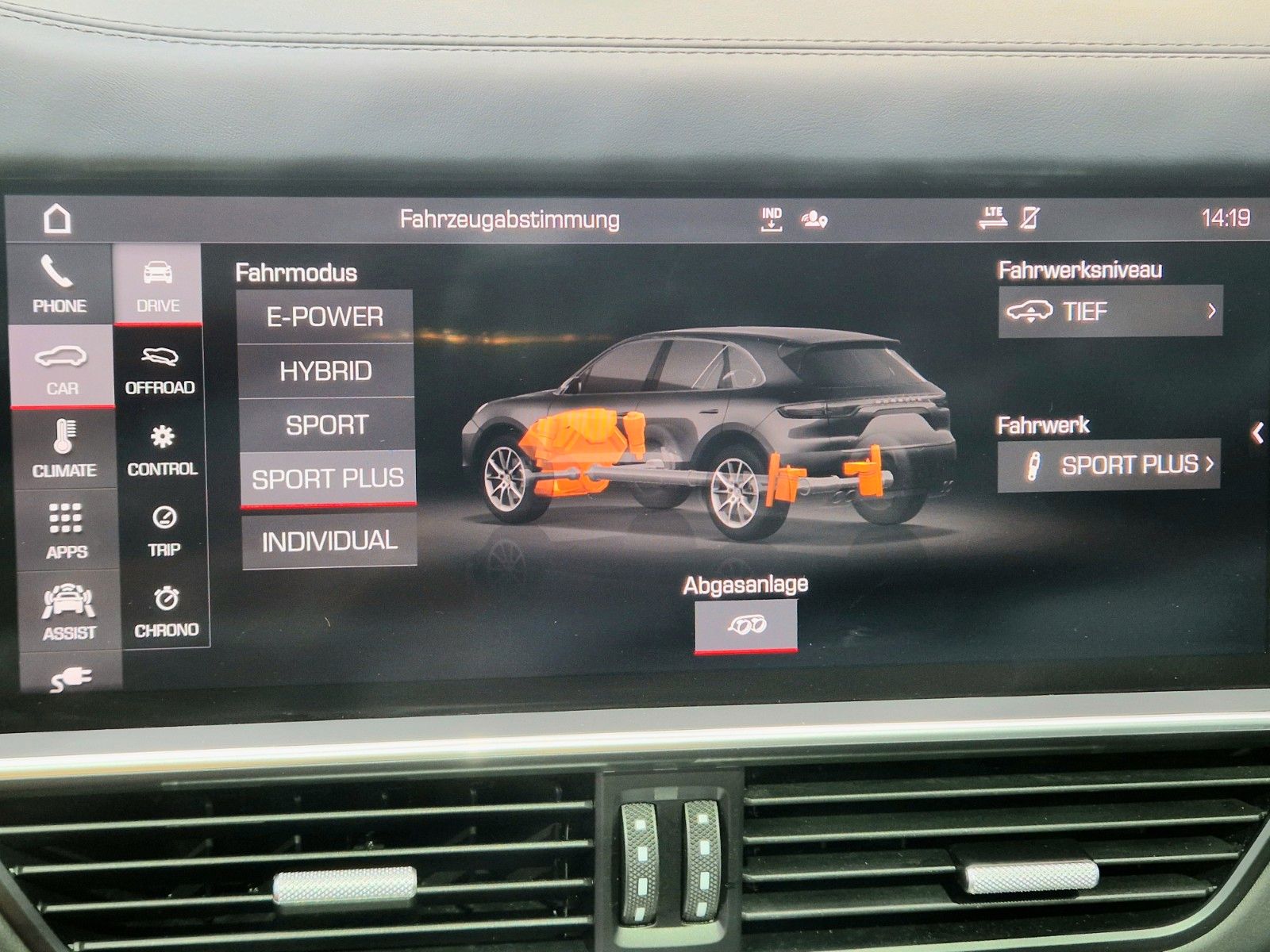 Porsche Cayenne E-Hybrid +SPORTABGAS+PANO+HUD+MEMORY+