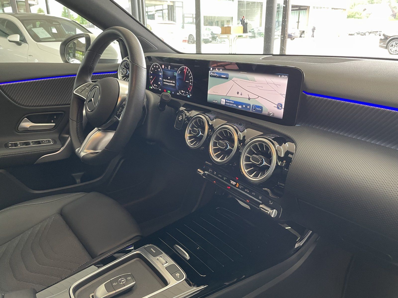 Mercedes-Benz A 250 e ProgAdvPlus - Samsaru's Car Outlet