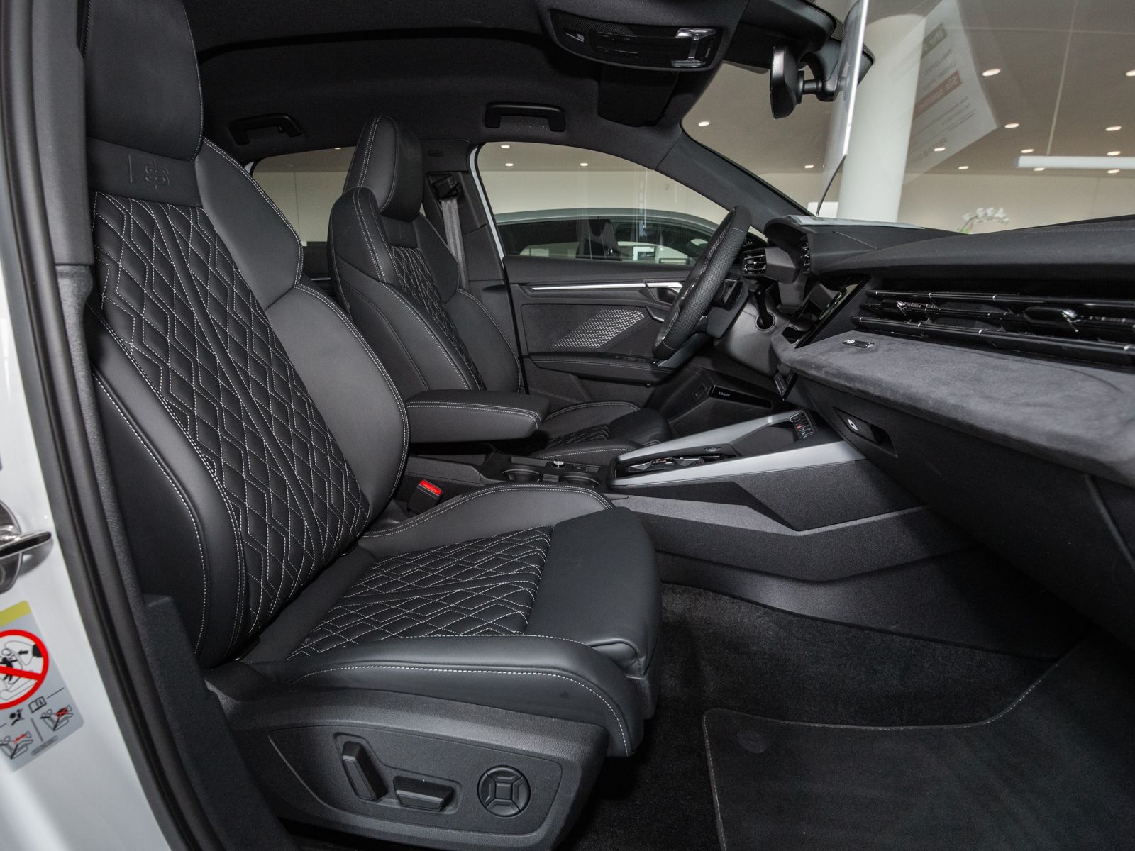Audi A3 allstreet 35 TDI Stronic - Samsaru's Car Outlet