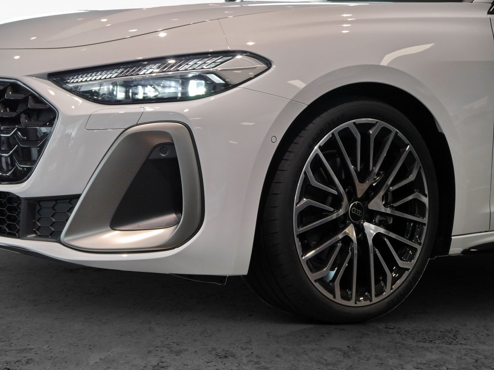 Audi A5 Limousine TFSI quattro S-LINE|TECH+|Elek.S.|2