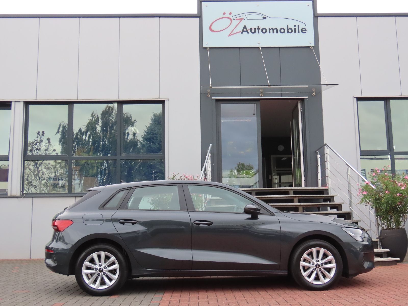 Audi A3 35 TFSI Sportback Sportsitze Navigation