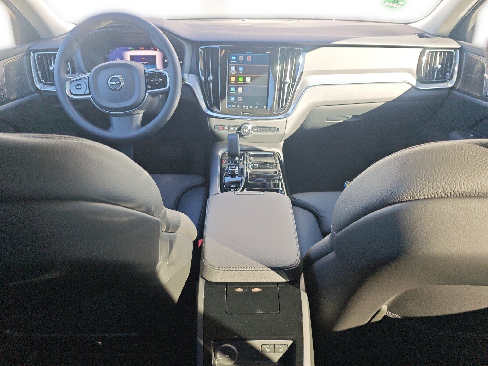 Volvo V 60 T6 Twin AWD Plus Dark *Anhängevorr.*Plug-In