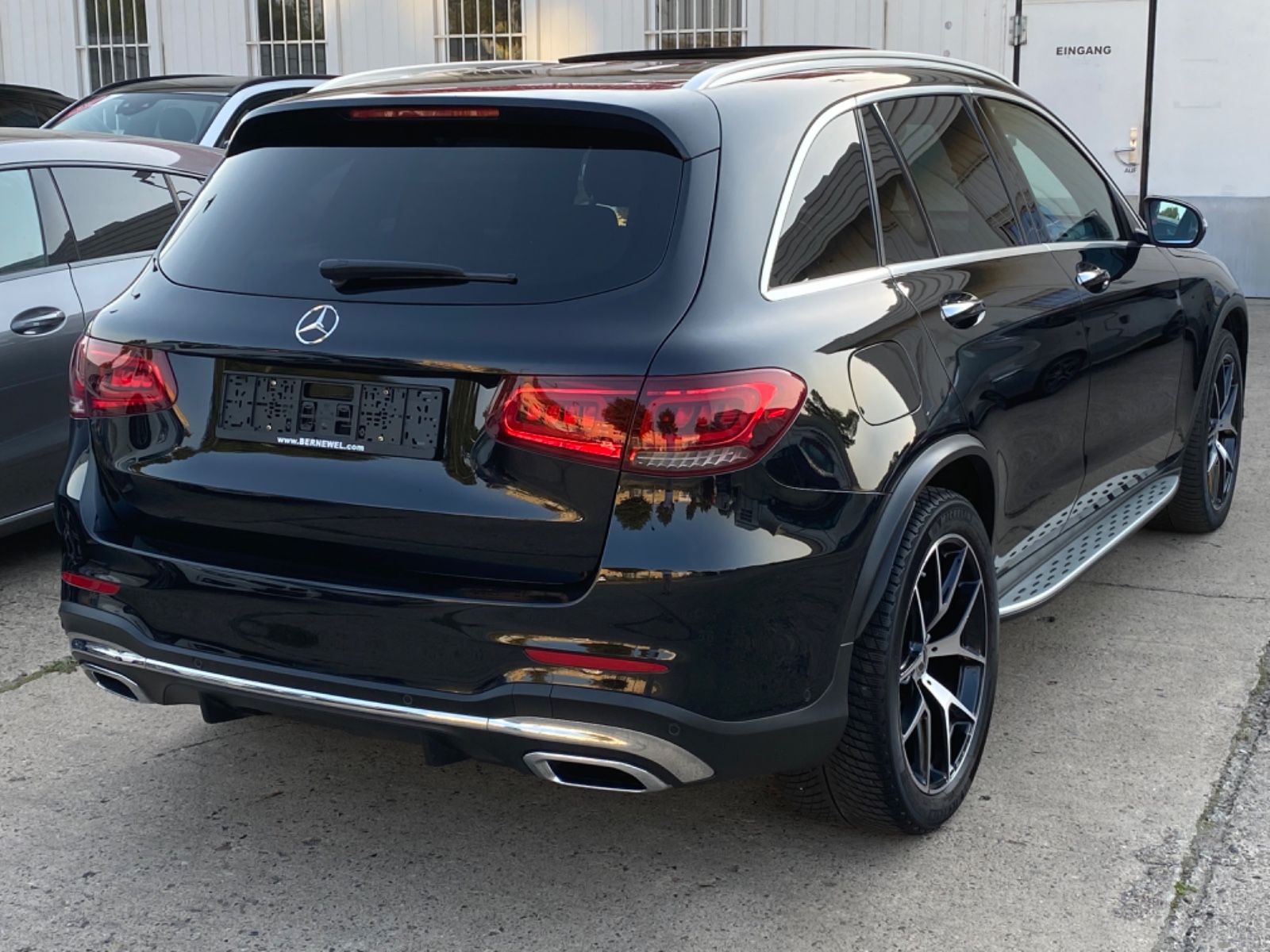 Mercedes-Benz GLC400d AMG 4M Airmatic_Panora_KeylessEntry_360°