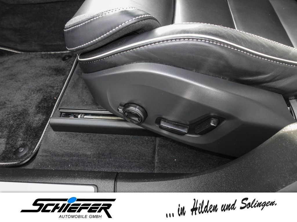 Volvo XC60 T6 AWD Recharge Geartronic RDesign