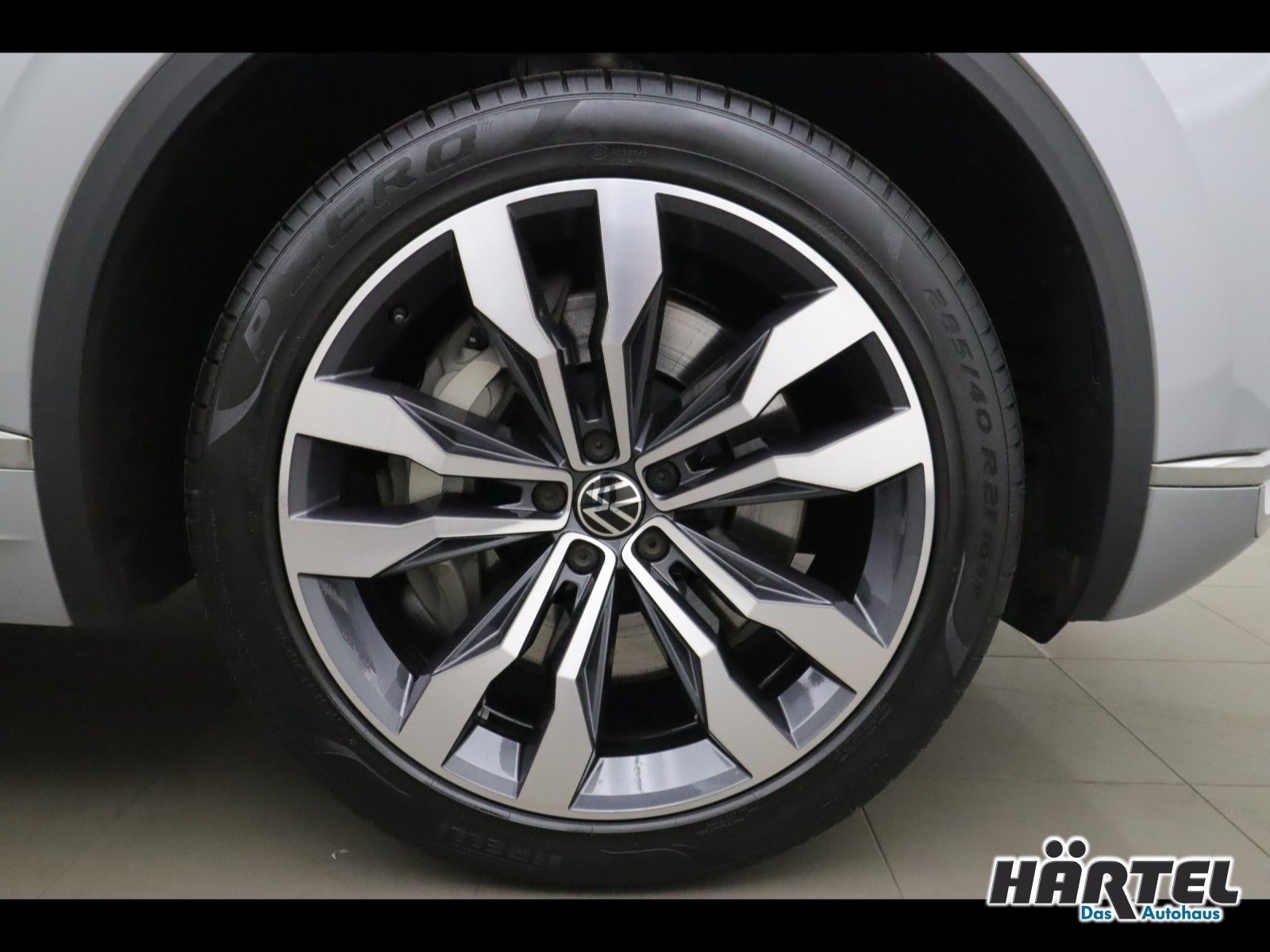 Volkswagen TOUAREG ELEGANCE EHYBRID 3.0 V6 TSI TIPTRONIC - Samsaru's Car Outlet
