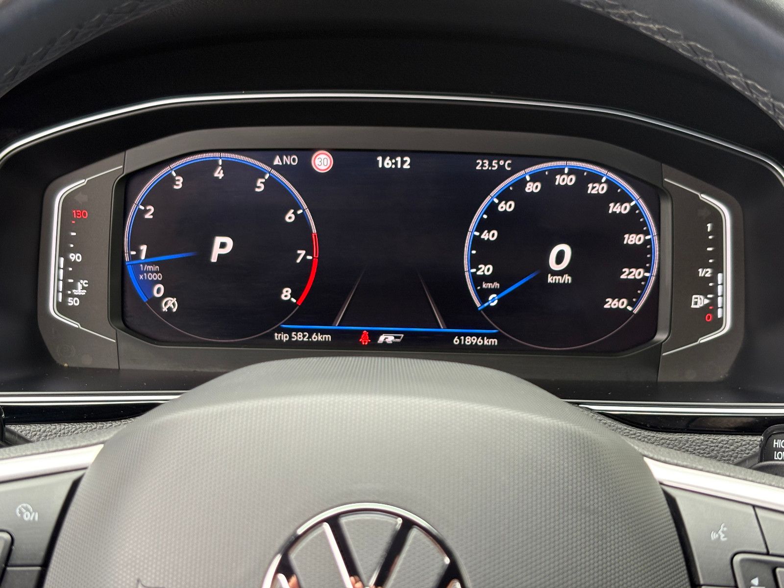 Volkswagen Passat 2.0 TSI DSG Variant 2x R LINE SPORT PAKET