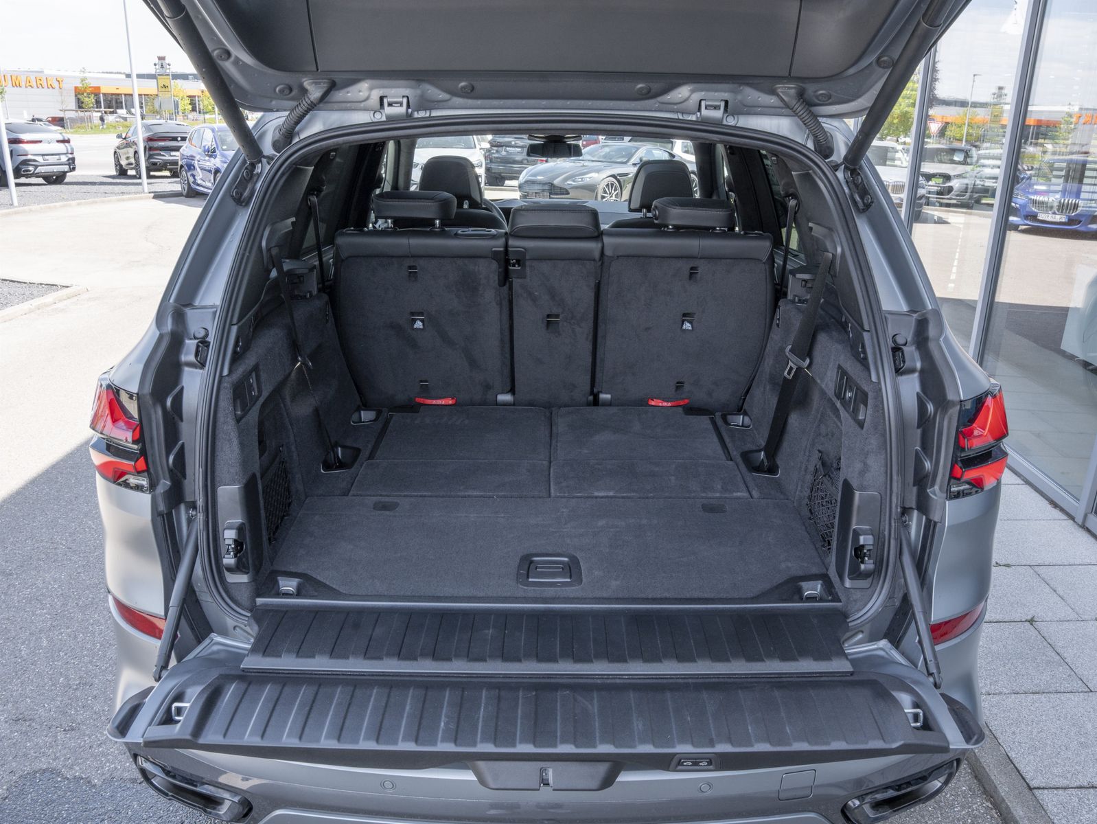 BMW X5 xDrive30d M-Sport Pro 7-Sitz 2-ACHS AKTIVLENK