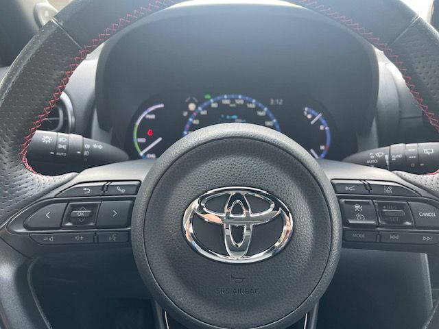 Toyota Yaris Cross 1.5 Hybrid GR Sport - HEAD., JBL, LE