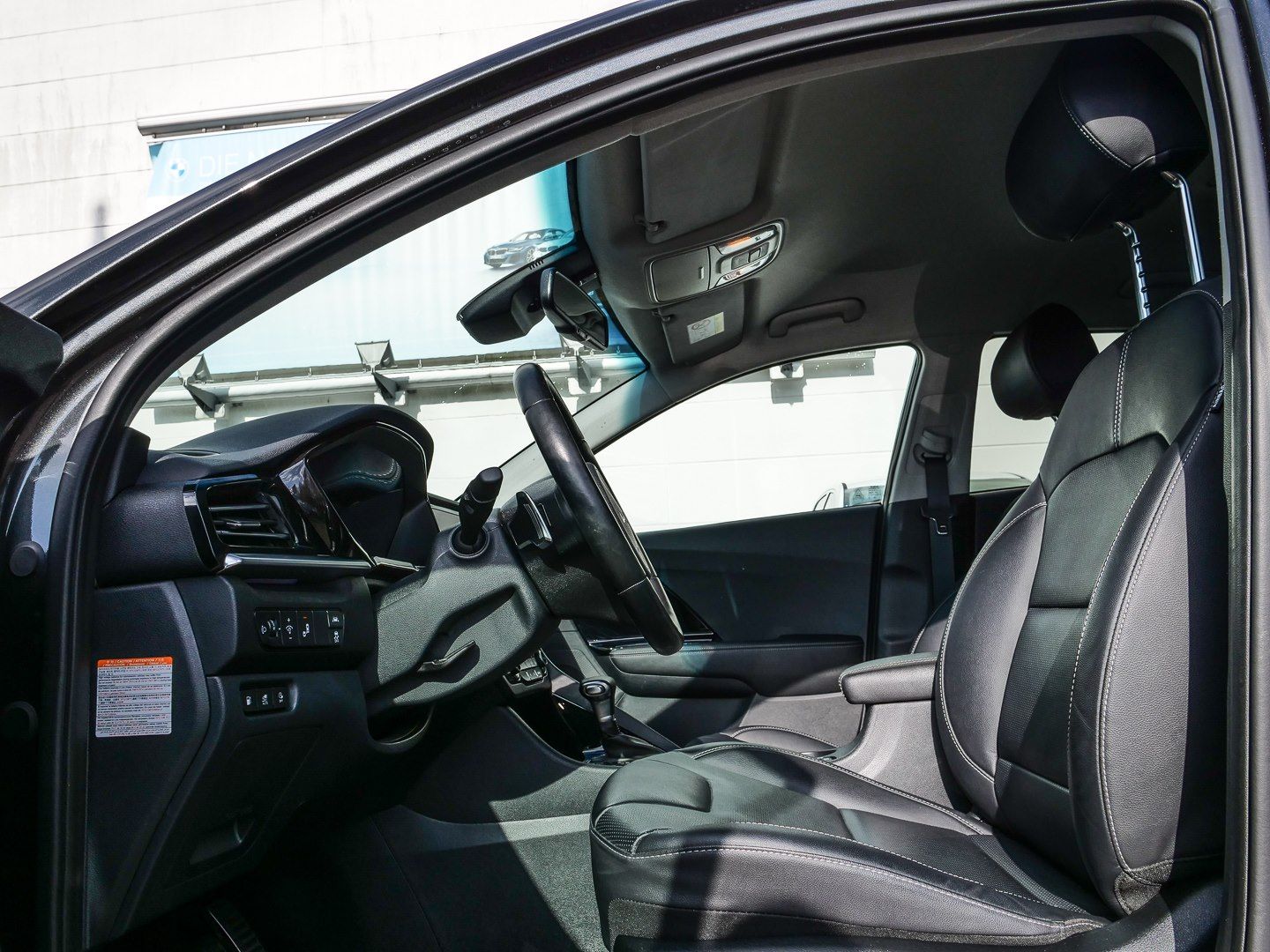 Kia Niro 1.6 GDI Spirit Plug-in Hybrid - Samsaru's Car Outlet
